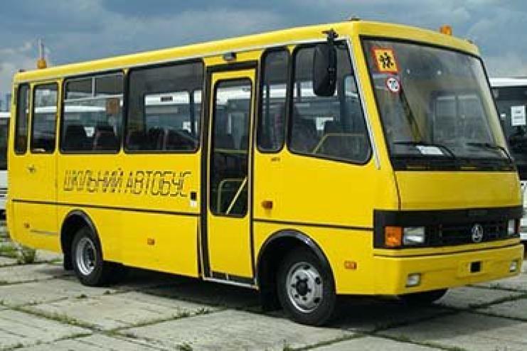 Семь громад юга Одесской области получат новые школьные автобусы